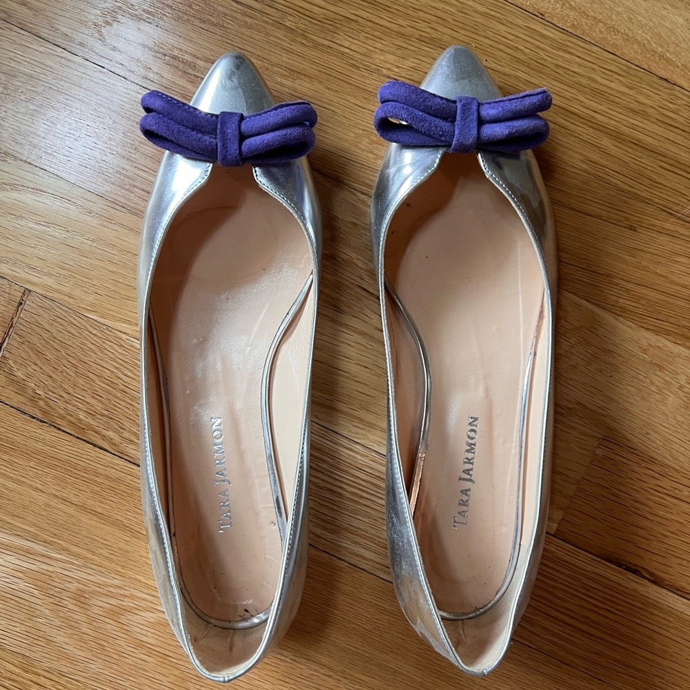 Tara Jarmon Silver and Purple Flats